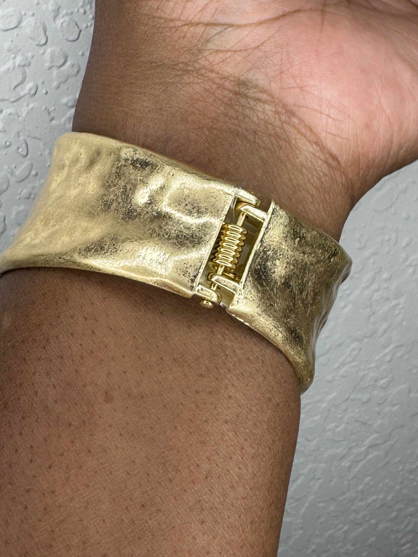 Terra Stone Cuff Bracelet (Black)
