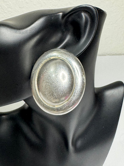 Dome Stud Earrings (Silver)