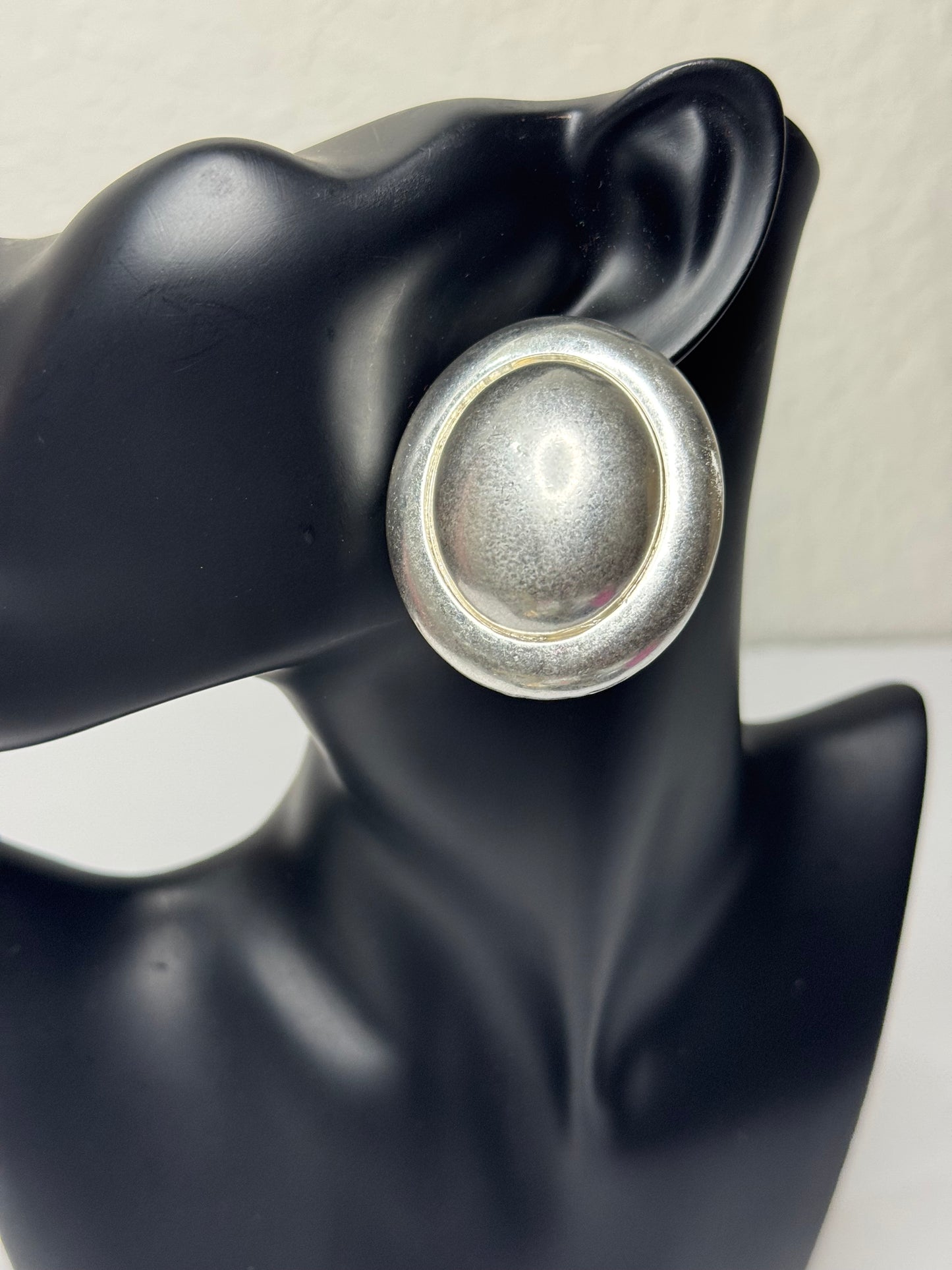 Dome Stud Earrings (Silver)