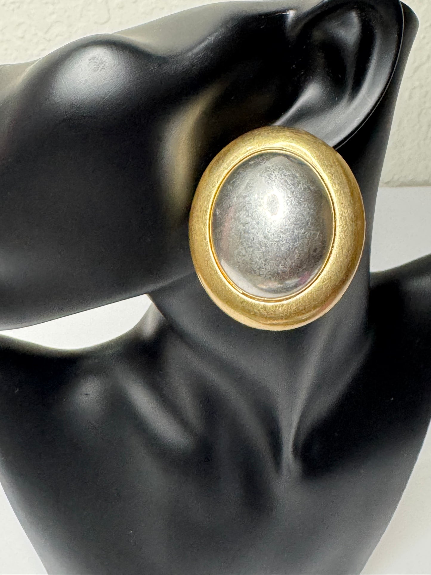 Dome Stud Earrings (Silver/Gold)
