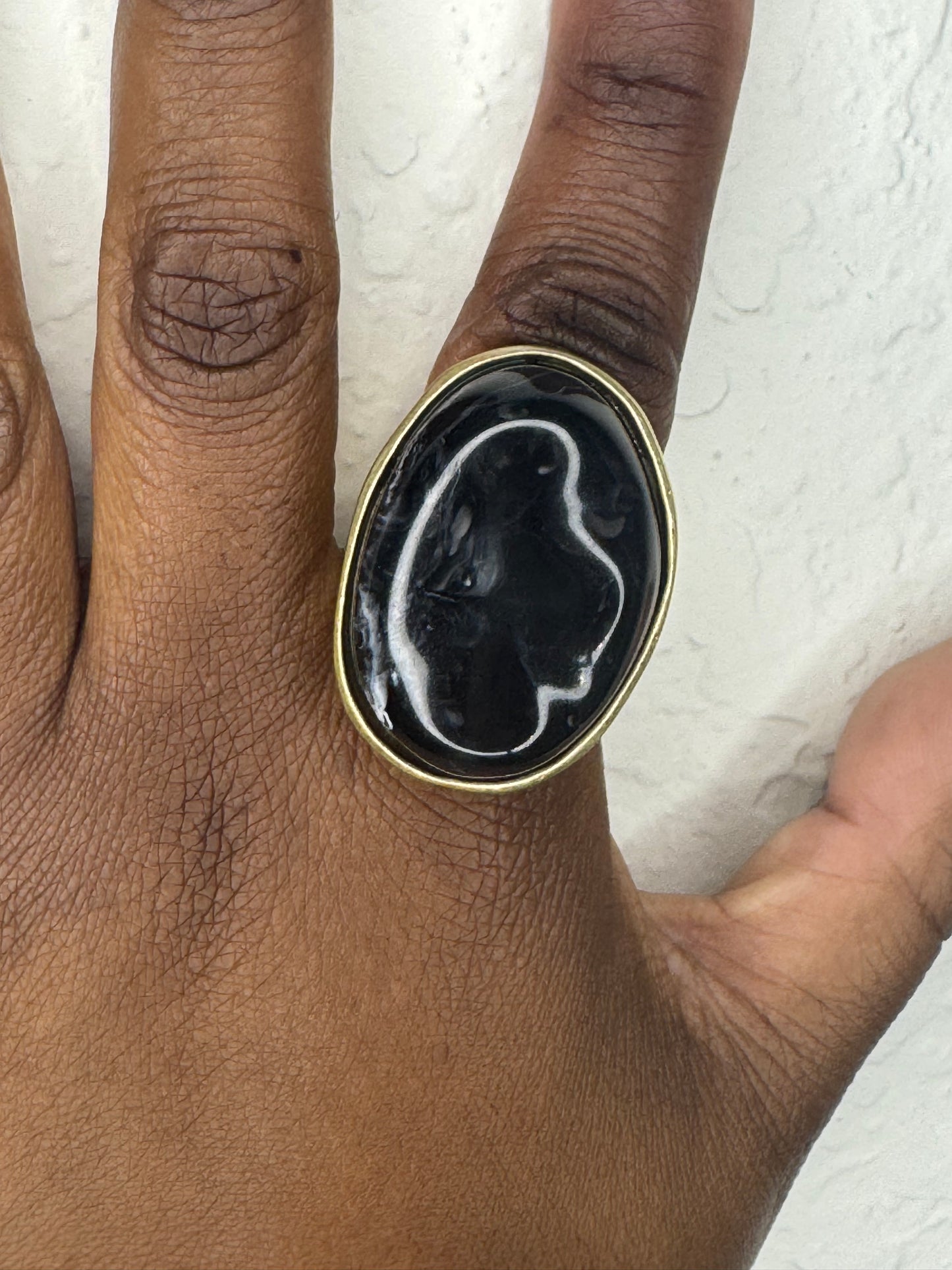 Stone Round Stretch Ring