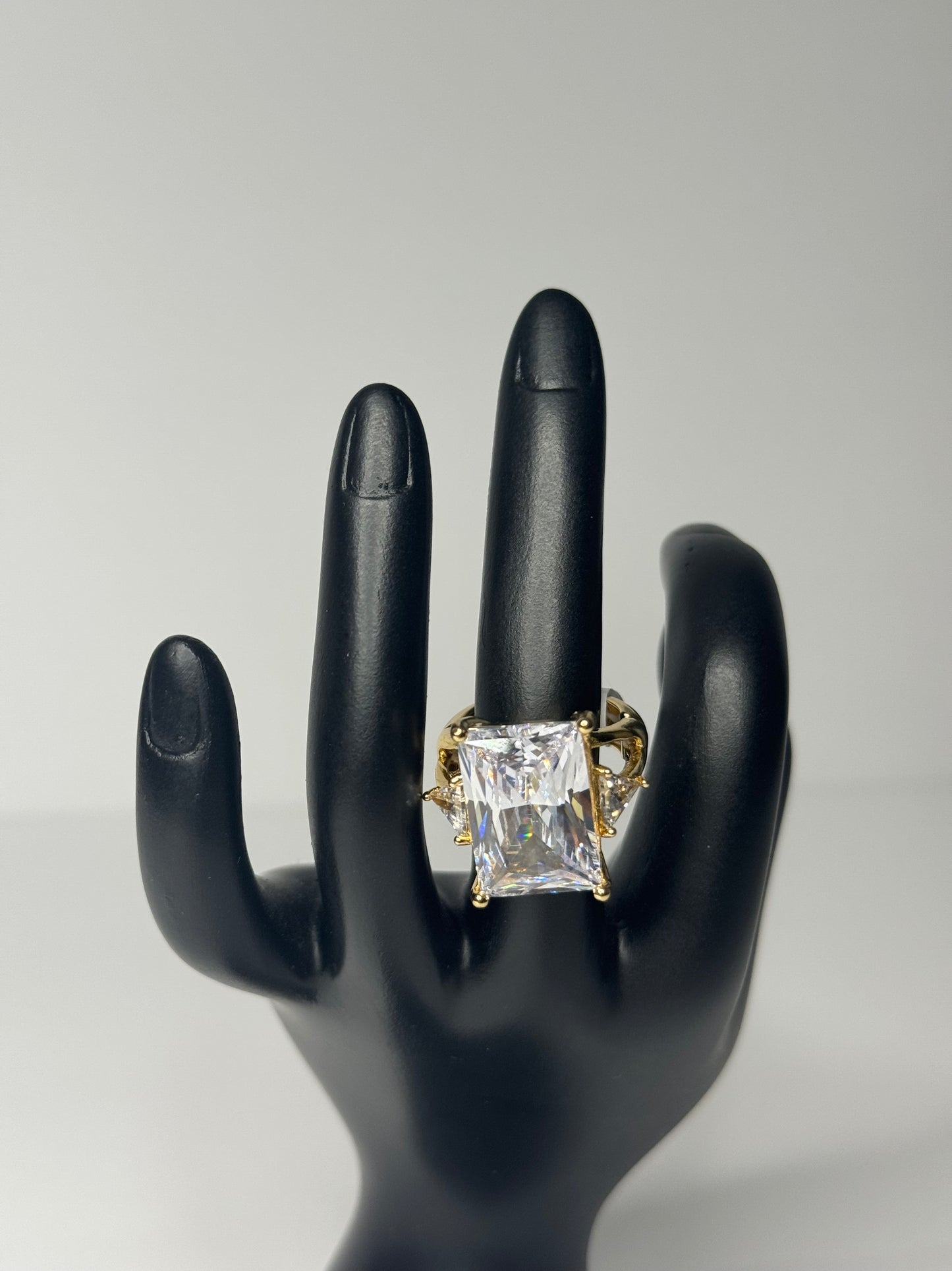 Gold/Clear Gem Ring
